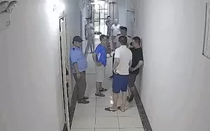 Dog thieves who stole 16 dogs in one night in southern Vietnam sentenced to prison  - Ảnh 2.
