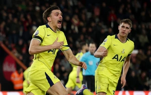 Bảng xếp hạng vòng 38 Premier League: Tottenham trụ hạng thành công- Ảnh 2.