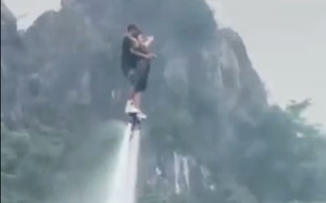 Vietnam’s Ninh Binh steps up safety controls on paragliding, flyboarding after accidents- Ảnh 2.