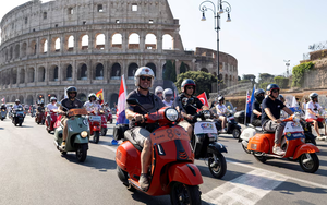 Vietnam Scooters Fest 2026 showcases hundreds of vintage vehicles, draws collectors from abroad - Ảnh 6.
