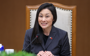 Exclusive: First female US ambassador to Vietnam shares vision for stronger bilateral partnership- Ảnh 10.