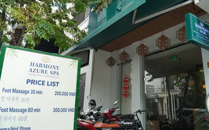 Da Nang authorities identify 7 types of foreign-language signs violating rules- Ảnh 2.