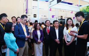 Samsung's exports reach $500 billion, plans expanded R&D investment in Vietnam - Ảnh 4.