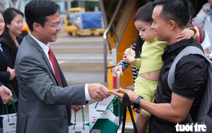 Ho Chi Minh City’s Tan Son Nhat airport stays smooth despite sharp rise in National Day holiday travel- Ảnh 4.