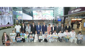 'Physical hell': Hong Kong hosts gruelling underwater hockey tournament - Ảnh 3.
