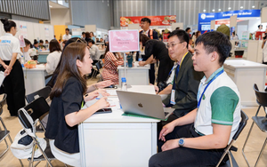 Ho Chi Minh City: More than 600 Vietnamese manufacturers showcase products to global buyers - Ảnh 3.