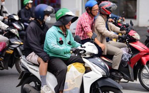 Ho Chi Minh City gig drivers call for wider social security coverage - Ảnh 3.