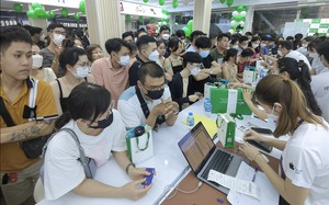 Bespoke iPhone 18 Pro editions debut in Ho Chi Minh City, priced at over $11,540 - Ảnh 3.