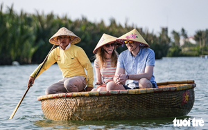 Inside the 'floating homes' in central Vietnam that rise with the floods- Ảnh 11.