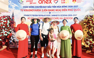 Why are Russian tourists queuing for cash in Vietnam’s Nha Trang? - Ảnh 2.