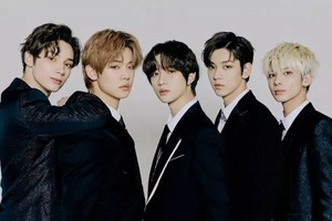 TXT công bố danh sách ca khúc mới, tiết lộ trưởng nhóm RM (BTS) tham gia viết lời cho bài hát chủ đề