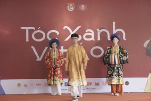 Ngày hội Việt phục Tóc Xanh Vạt Áo mùa 3 thu hút hàng nghìn bạn trẻ đam mê văn hóa