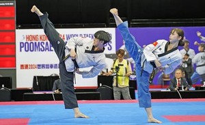 Vietnamese trio retain world taekwondo gold in S.Korea - Ảnh 2.