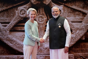 Japan, EU to strengthen economic security cooperation - Ảnh 3.