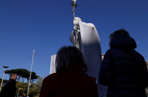 Pope Francis has died, Vatican says in video statement
- Ảnh 1.