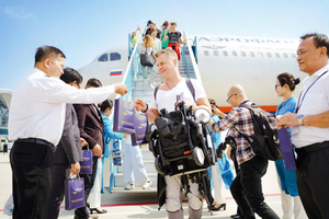 Direct Hanoi-Moscow flights resume after three-year suspension- Ảnh 2.