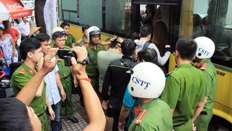 TP.HCM tổng kiểm tra quán bar, vũ trường - Ảnh 1. TP.HCM tổng kiểm tra quán bar, vũ trường - Ảnh 1.