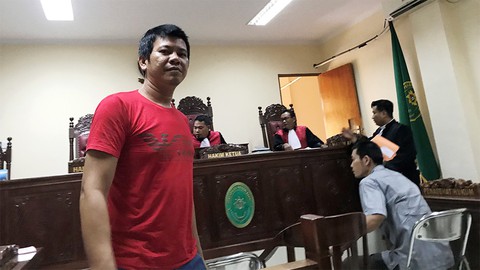 Indonesia dời phiên toà xét xử thuyền trưởng Việt Nam - Ảnh 1. Indonesia dời phiên toà xét xử thuyền trưởng Việt Nam - Ảnh 1.