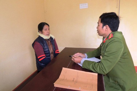 Khởi tố người giúp việc tung hứng bé gái 1 tháng tuổi - Ảnh 1. Khởi tố người giúp việc tung hứng bé gái 1 tháng tuổi - Ảnh 1.