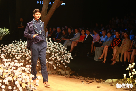 Lan Khuê, Minh Hằng khiến khán giả nhún nhảy với ELLE show - Ảnh 11. Lan Khuê, Minh Hằng khiến khán giả nhún nhảy với ELLE show - Ảnh 11.