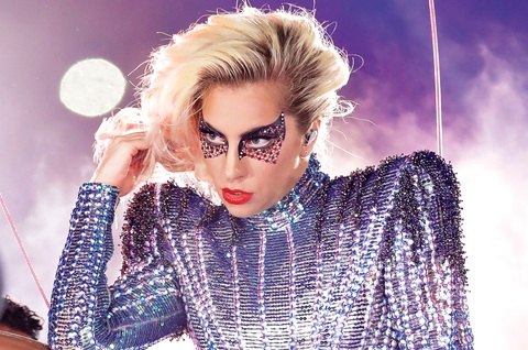 Bất ngờ hủy sô vì bệnh, Lady Gaga mua pizza xin lỗi fan - Ảnh 1. Bất ngờ hủy sô vì bệnh, Lady Gaga mua pizza xin lỗi fan - Ảnh 1.