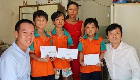 Thế là tụi nhỏ đỡ cực rồi - Ảnh 1. Thế là tụi nhỏ đỡ cực rồi - Ảnh 1.