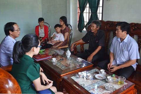 Hội nghề cá phản đối Philippines bắn ngư dân Việt - Ảnh 1. Hội nghề cá phản đối Philippines bắn ngư dân Việt - Ảnh 1.