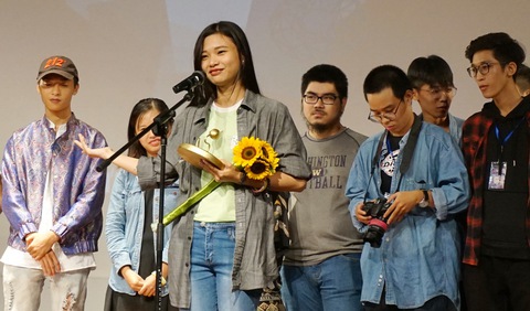 Đạo diễn trẻ không có tiền mua cơm cho đoàn phim - Ảnh 1. Đạo diễn trẻ không có tiền mua cơm cho đoàn phim - Ảnh 1.