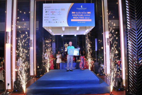 Vinpearl Golf Autumn Tour 2017: Vinh danh những gôn thủ xuất sắc - Ảnh 1. Vinpearl Golf Autumn Tour 2017: Vinh danh những gôn thủ xuất sắc - Ảnh 1.