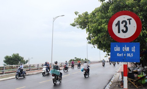 Truy tìm kẻ chủ mưu cướp máy bay DC4 - Ảnh 1. Truy tìm kẻ chủ mưu cướp máy bay DC4 - Ảnh 1.