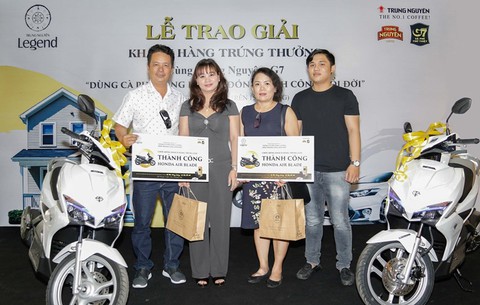Trao giải chương trình: “Dùng cà phê năng lượng, đón thành công đổi đời” - Ảnh 1. Trao giải chương trình: “Dùng cà phê năng lượng, đón thành công đổi đời” - Ảnh 1.