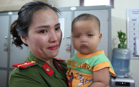 Những người mẹ âm thầm cưu mang con của người khác - Ảnh 1. Những người mẹ âm thầm cưu mang con của người khác - Ảnh 1.