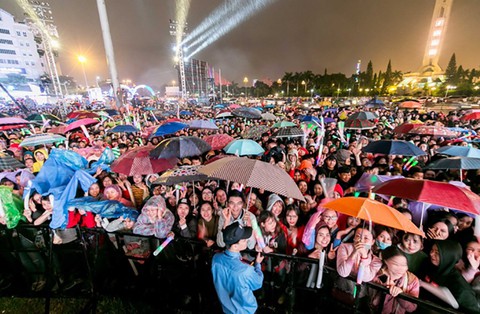 Honda Vision Steps of Glory 2017 quy tụ 3 “phù thủy” quyền lực của V-biz - Ảnh 5. Honda Vision Steps of Glory 2017 quy tụ 3 “phù thủy” quyền lực của V-biz - Ảnh 5.