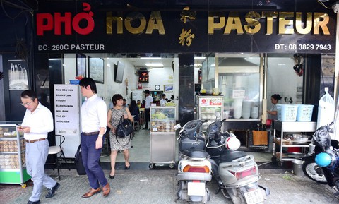 Phở Việt - Kỳ 7: Hương vị Bắc - Nam giữa lòng Sài Gòn - Ảnh 3. Phở Việt - Kỳ 7: Hương vị Bắc - Nam giữa lòng Sài Gòn - Ảnh 3.