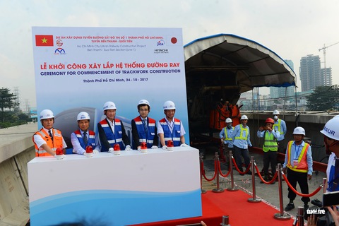 Khởi công xây lắp đường ray tuyến metro Bến Thành - Suối Tiên - Ảnh 1. Khởi công xây lắp đường ray tuyến metro Bến Thành - Suối Tiên - Ảnh 1.