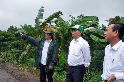 Thân đập hồ Gia Hoét vỡ toác, mở rộng vùng sơ tán dân - Ảnh 2. Thân đập hồ Gia Hoét vỡ toác, mở rộng vùng sơ tán dân - Ảnh 2.