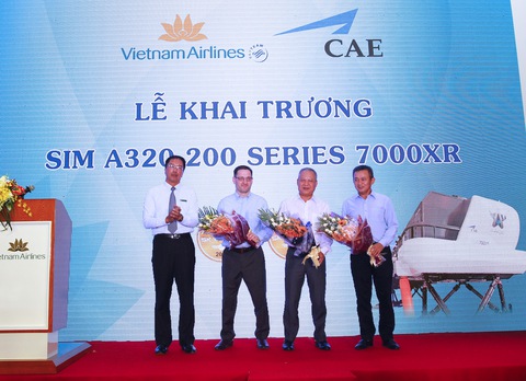 Vietnam Airlines nội địa hoá công tác huấn luyện phi công - Ảnh 1. Vietnam Airlines nội địa hoá công tác huấn luyện phi công - Ảnh 1.