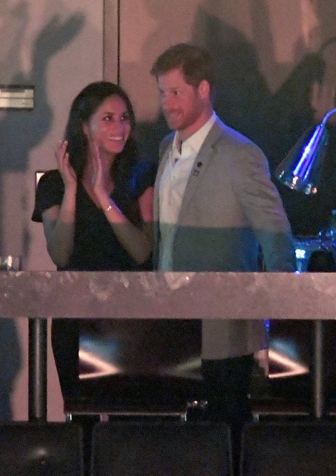 Chuyện tình hoàng tử Harry và cô Lọ Lem Meghan Markle - Ảnh 10. Chuyện tình hoàng tử Harry và cô Lọ Lem Meghan Markle - Ảnh 10.