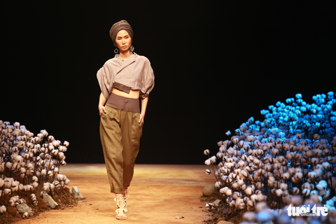 Lan Khuê, Minh Hằng khiến khán giả nhún nhảy với ELLE show - Ảnh 16. Lan Khuê, Minh Hằng khiến khán giả nhún nhảy với ELLE show - Ảnh 16.