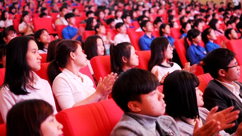 Nước mắt hạnh phúc của tân sinh viên Tây nguyên - Ảnh 13. Nước mắt hạnh phúc của tân sinh viên Tây nguyên - Ảnh 13.