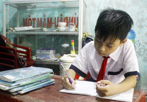 Nghị lực của hai trái tim yếu - Ảnh 1. Nghị lực của hai trái tim yếu - Ảnh 1.