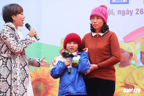 Nụ cười và giọt nước mắt trong Ngày hội Hoa hướng dương - Ảnh 4. Nụ cười và giọt nước mắt trong Ngày hội Hoa hướng dương - Ảnh 4.
