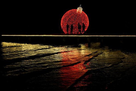 Thế giới rực rỡ đón Noel - Ảnh 16. Thế giới rực rỡ đón Noel - Ảnh 16.