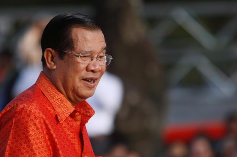 Ông Hun Sen thách Mỹ và EU đóng băng tài sản - Ảnh 1. Ông Hun Sen thách Mỹ và EU đóng băng tài sản - Ảnh 1.