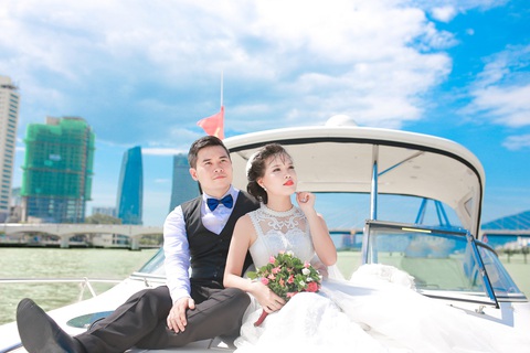 Ảnh cưới lãng mạn của cặp đôi chiến sĩ nên duyên nhờ công nghệ - Ảnh 12. Ảnh cưới lãng mạn của cặp đôi chiến sĩ nên duyên nhờ công nghệ - Ảnh 12.