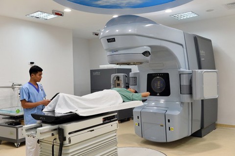 Hỗ trợ tới 70% phí điều trị tim mạch, ung bướu tại Vinmec - Ảnh 1. Hỗ trợ tới 70% phí điều trị tim mạch, ung bướu tại Vinmec - Ảnh 1.