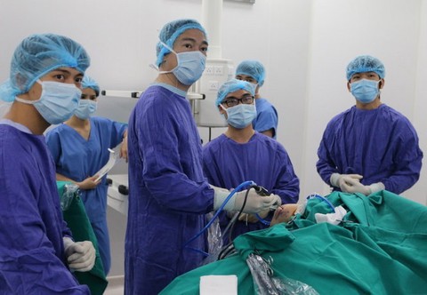 Hỗ trợ tới 70% phí điều trị tim mạch, ung bướu tại Vinmec - Ảnh 2. Hỗ trợ tới 70% phí điều trị tim mạch, ung bướu tại Vinmec - Ảnh 2.