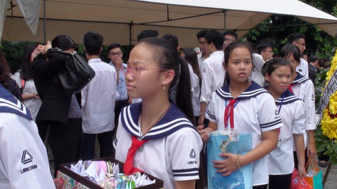 Nghẹn ngào đưa tiễn PGS-TS Văn Như Cương về cõi vĩnh hằng - Ảnh 19. Nghẹn ngào đưa tiễn PGS-TS Văn Như Cương về cõi vĩnh hằng - Ảnh 19.