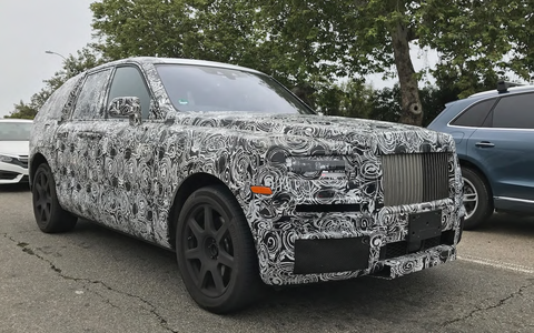 Thử chạm ‘viên kim cương thô’ Rolls-Royce Cullinan - Ảnh 1. Thử chạm ‘viên kim cương thô’ Rolls-Royce Cullinan - Ảnh 1.