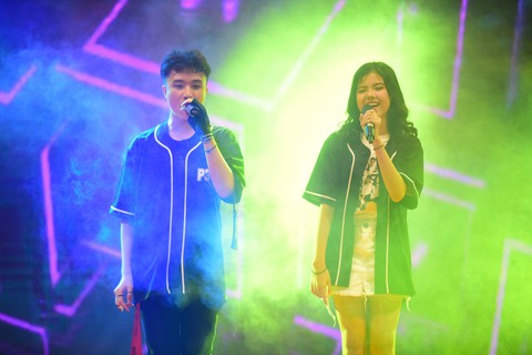 P336 lần đầu có mini show, hát cùng nhóm nhạc thần tượng Tempura Kidz - Ảnh 5. P336 lần đầu có mini show, hát cùng nhóm nhạc thần tượng Tempura Kidz - Ảnh 5.